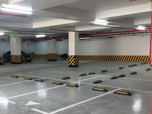 Chặn lùi xe cao su tầng hầm