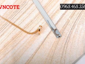 Nẹp màu trắng bóng