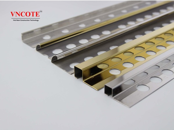 Với khu vực ngoài trời, nơi ẩm ướt nên chọn inox 304